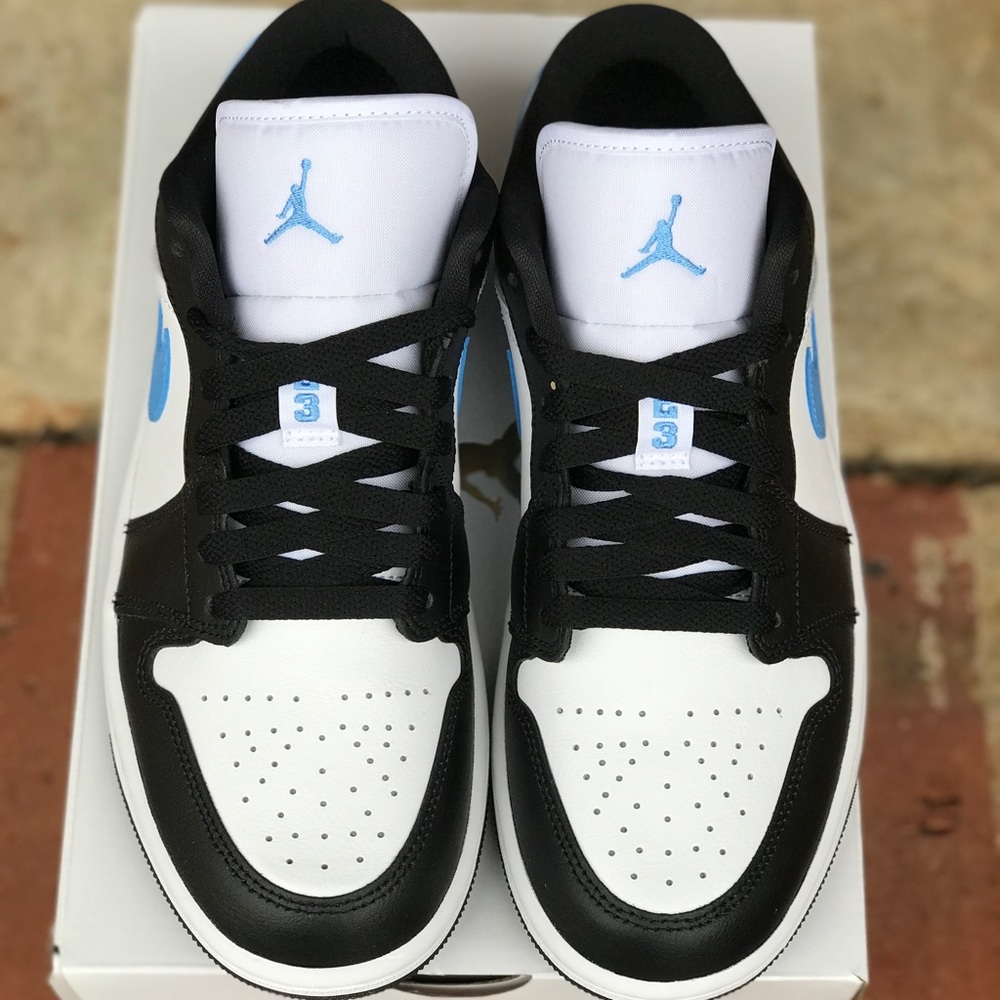 Air Jordan 1 Low University Blue White Black Size 8 Wmns / 6.5Y - Picture 5 of 11